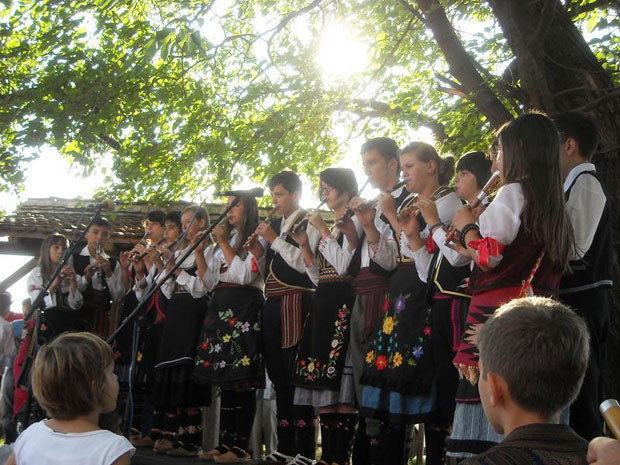 САБОР У ПРИСЛОНИЦИ: Фрулаши у славу Добрице Ерића